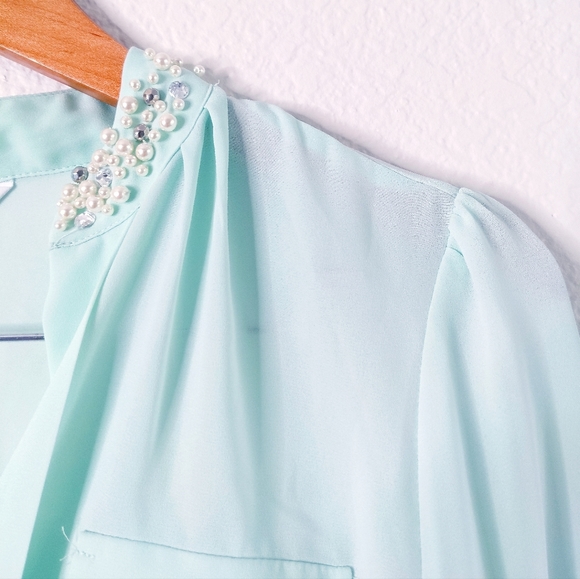 Candie's Mint Green Medium Blouse Pearls - Picture 5 of 5